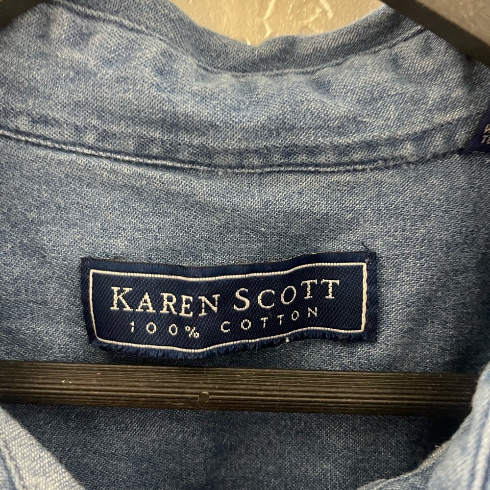 VTG Karen Scott 100% Cotton Denim Blue Christmas Festive Embroidered Shirt XL - Picture 7 of 8